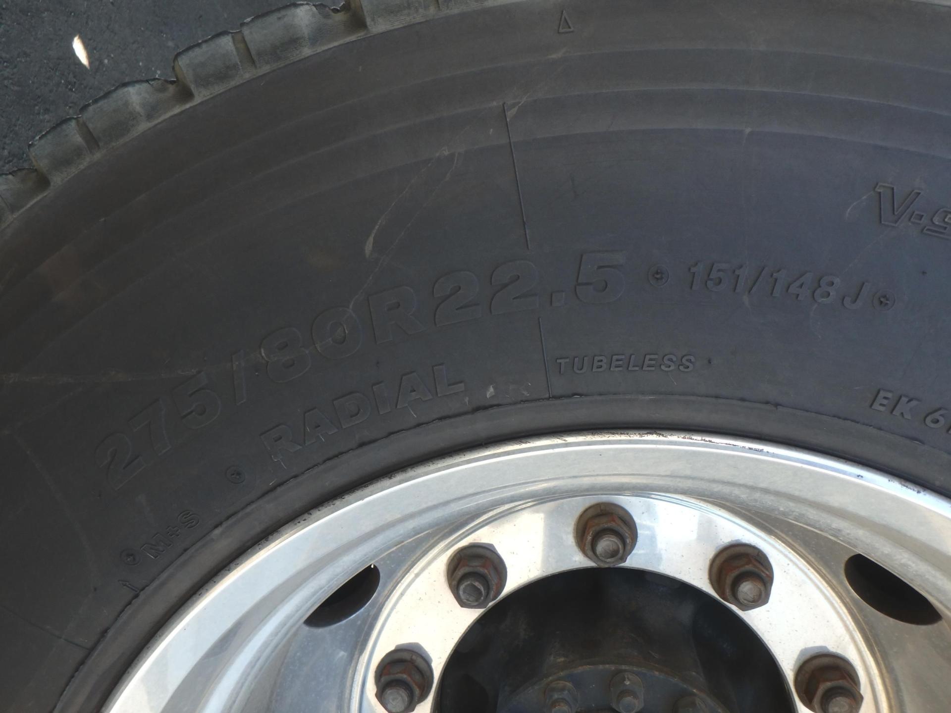 UD11.5tトラクタ／ローリー用ポンプ付きMT