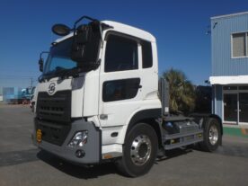 UD11.5tトラクタ／ローリー用ポンプ付きMT
