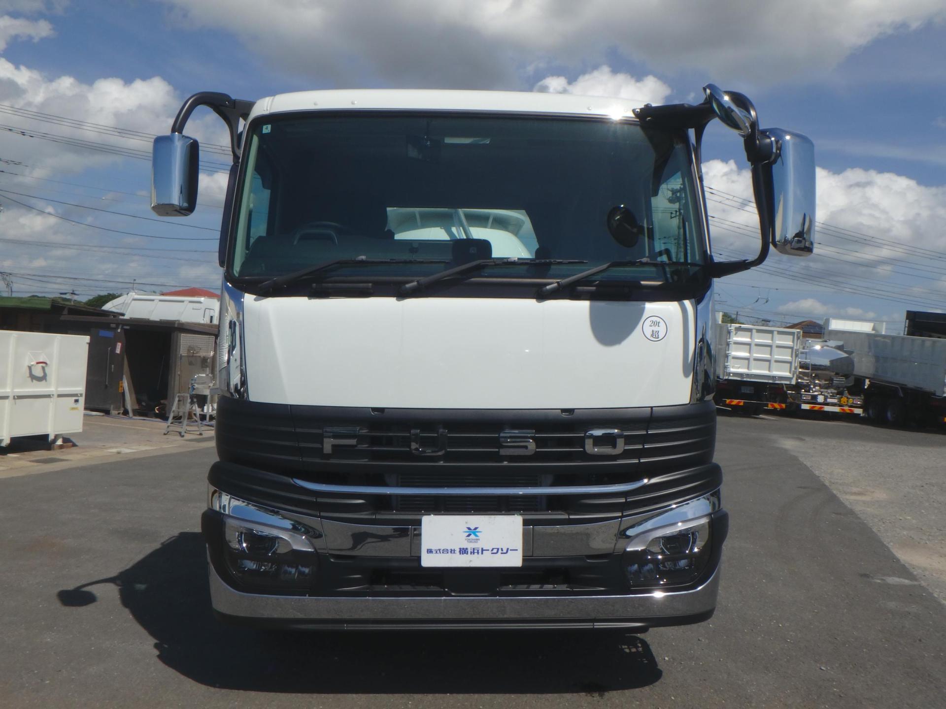 三菱２５t粉粒体運搬車／極東開発製