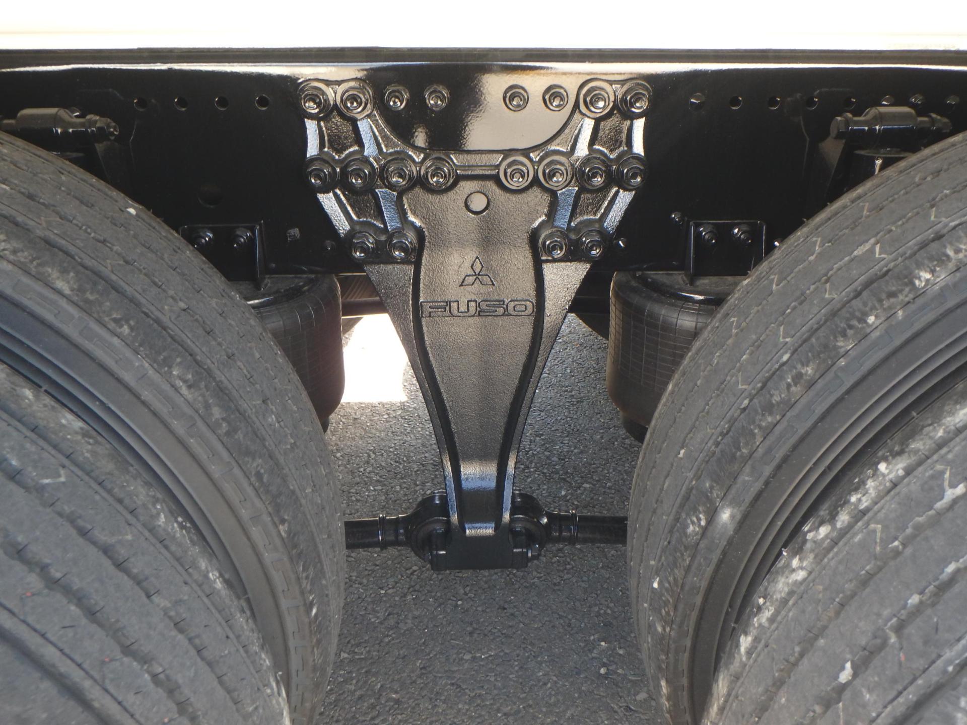 三菱２５t粉粒体運搬車／極東開発製