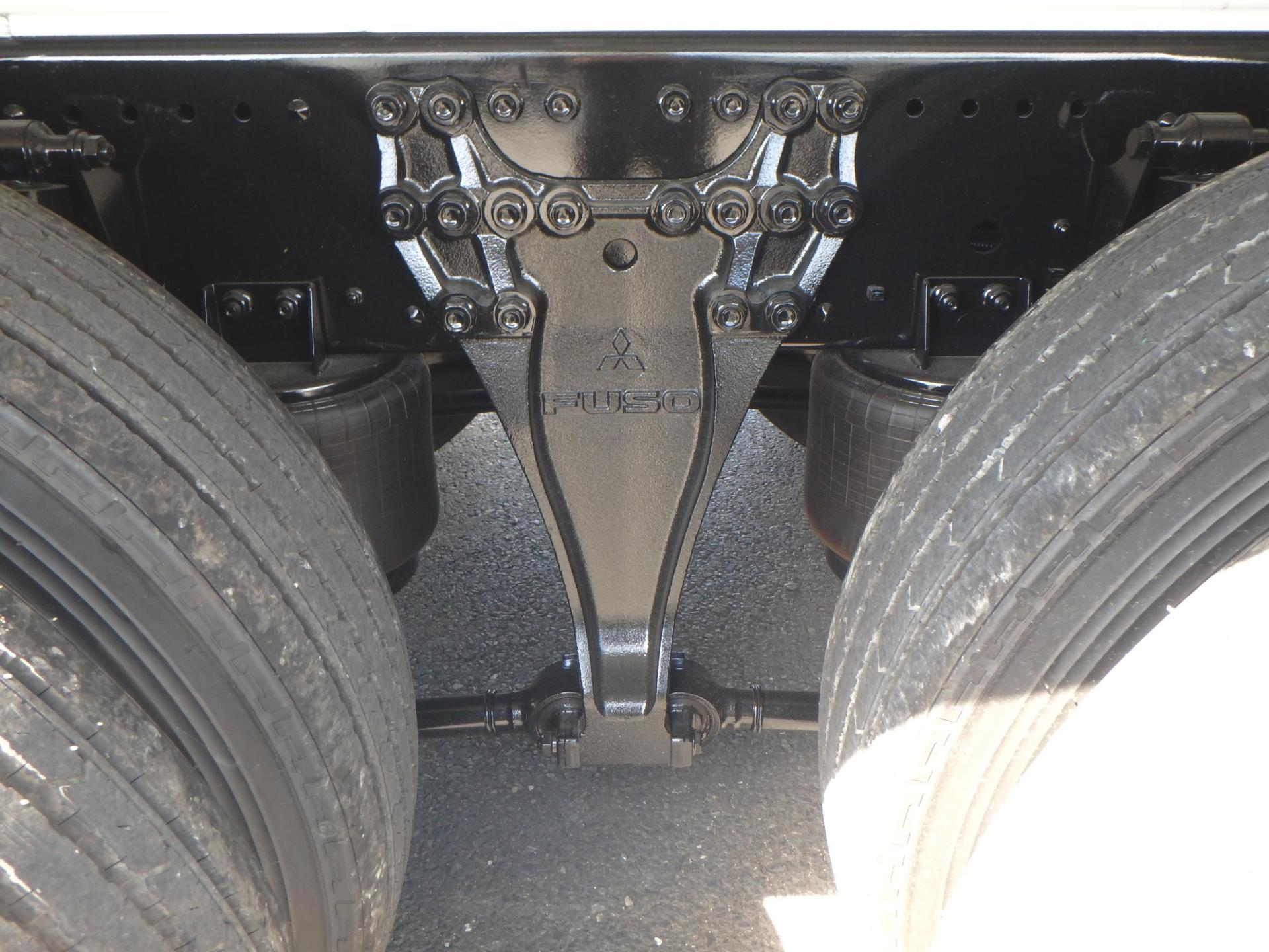三菱２５t粉粒体運搬車／極東開発製